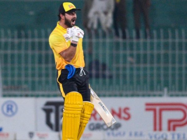 the-curious-case-of-sahibzada-farhan-a-national-t20-cup-record-breaker-without-a-psl-contract.Click to read full article.