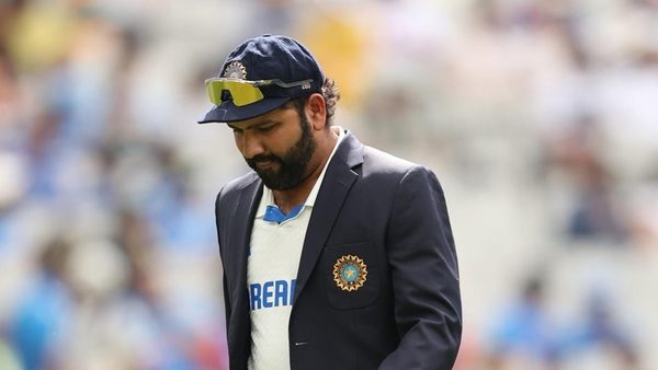 india-drop-shubman-gill-for-sixth-bowling-option-rohit-sharma-to-open-in-boxing-day-test.Click to read full article.