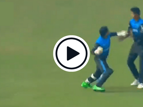 watch-mushfiqur-rahim-loses-his-rag-at-teammate-after-catch-call-confusion.Click to read full article.