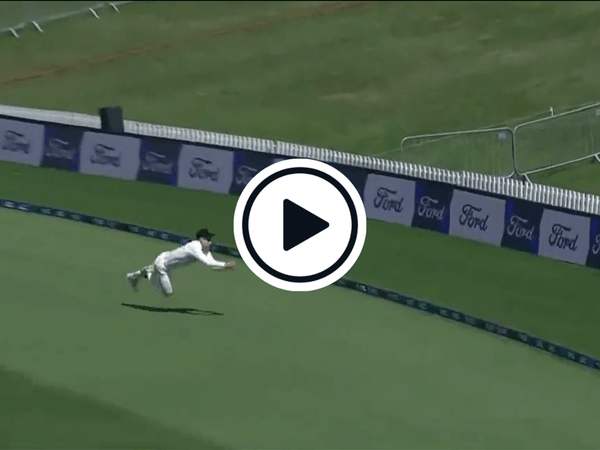 watch-will-young-takes-one-handed-catch-hailed-as-one-of-the-best-in-test-history.Click to read full article.