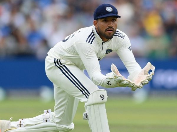 india-wicketkeeper-dhruv-jurel-with-no-senior-captaincy-experience-to-lead-central-zone-in-duleep-trophy.Click to read full article.