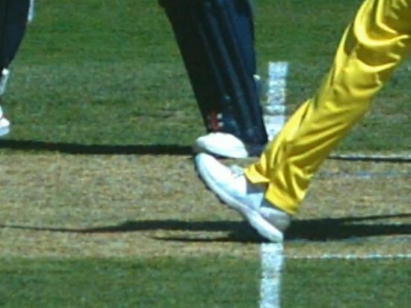 australia-denied-first-over-ashes-wicket-by-barest-of-margins-no-ball-call.Click to read full article.