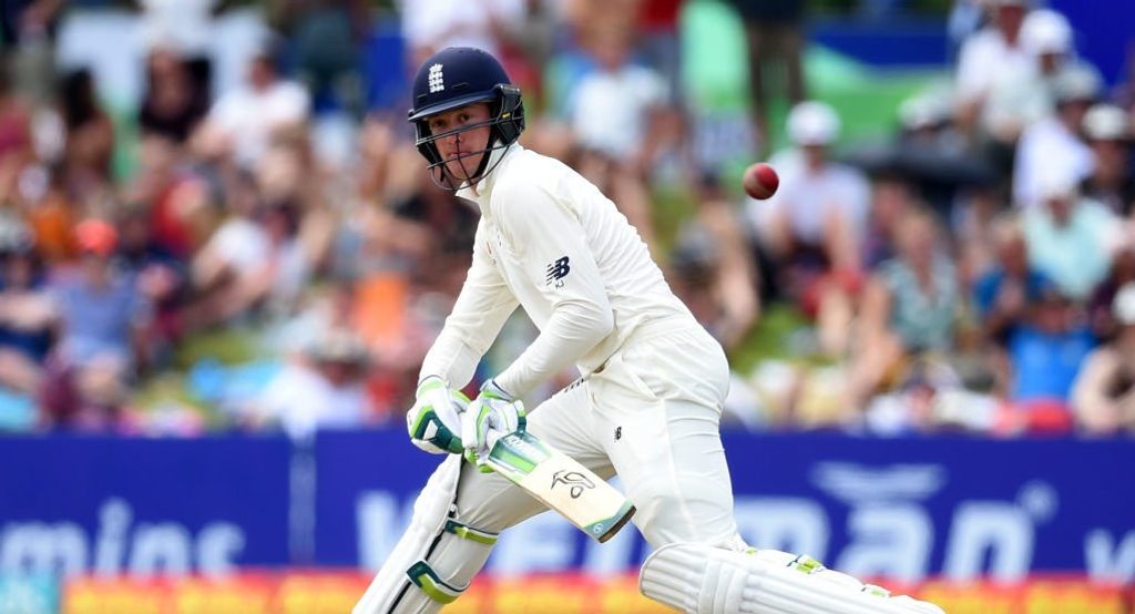 Jennings hits second Test century