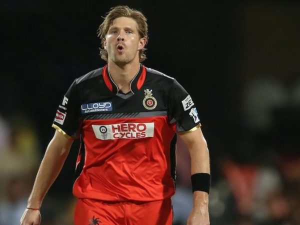 the-infamous-five-most-expensive-spells-by-overseas-bowlers-in-ipl.Click to read full article.
