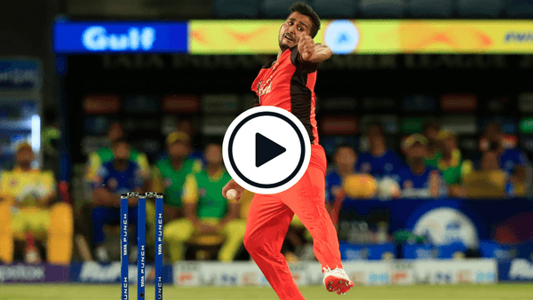 watch-umran-malik-sends-down-154-kph-thunderbolts-fastest-in-ipl-2022.Click to read full article.