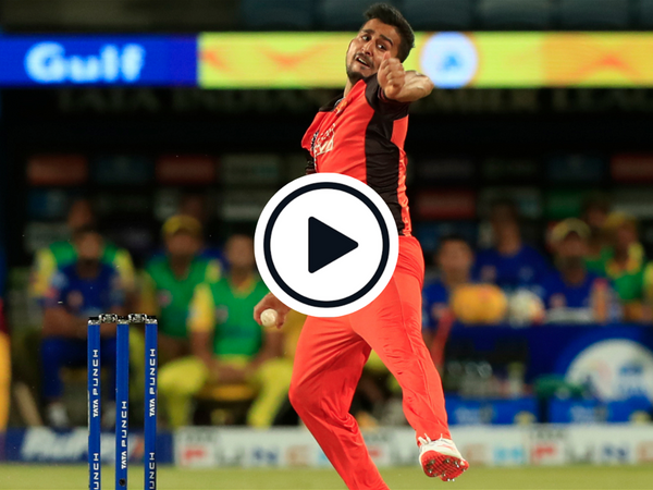 watch-umran-malik-sends-down-154-kph-thunderbolts-fastest-in-ipl-2022.Click to read full article.