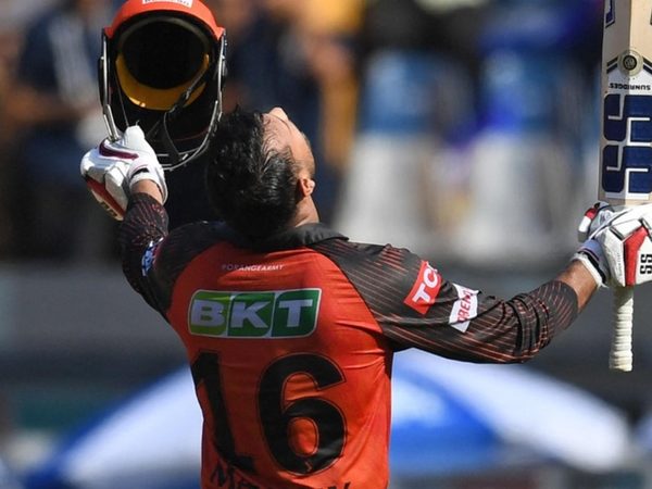 100-off-45-balls-mayank-agarwal-smashes-fifth-fastest-vijay-hazare-trophy-century.Click to read full article.