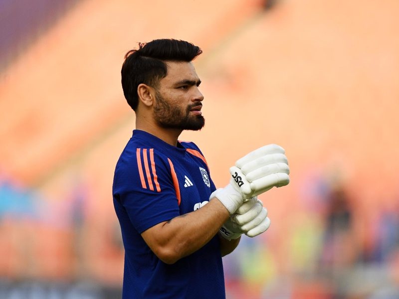 ranji-trophy-202627-round-two-day-one-shubman-gill-falls-in-five-balls-ipl-stars-shine.Click to read full article.