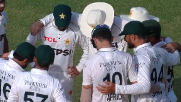 fact-check-did-shaheen-and-shan-masood-have-physical-altercation-in-pakistan-dressing-room.Click to read full article.
