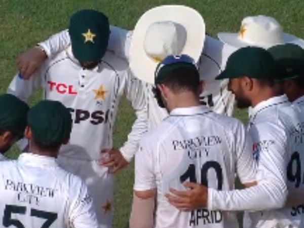 fact-check-did-shaheen-and-shan-masood-have-physical-altercation-in-pakistan-dressing-room.Click to read full article.
