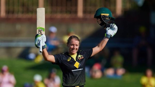 alyssa-healy-hits-record-breaking-148.Click to read full article.