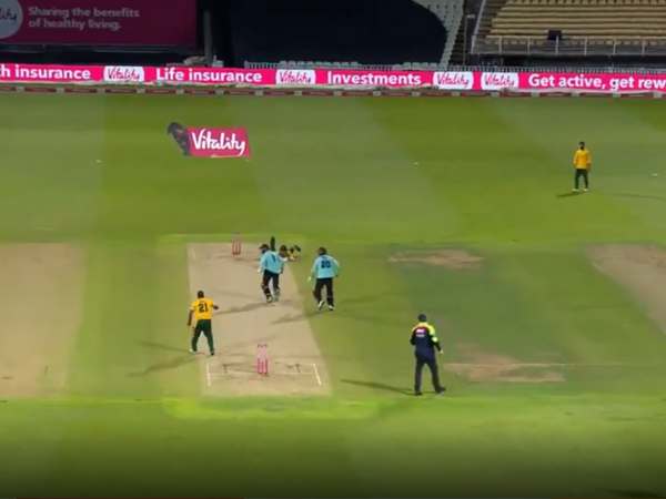 watch-jason-roy-and-hashim-amla-involved-in-spectacular-mix-up.Click to read full article.