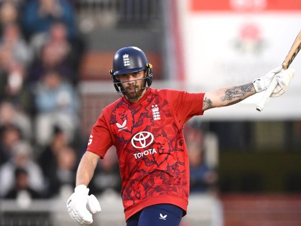phil-salt-manchester-blitz-un-ignorable-exhibition-t20-powerhouse-status.Click to read full article.
