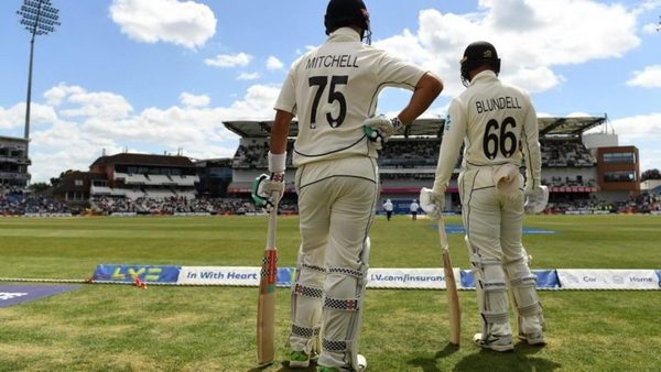 daryl-mitchell-and-tom-blundell-new-zealands-record-breaking-lone-resisting-pair.Click to read full article.