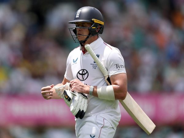 one-of-the-dumbest-shots-youll-ever-see-jamie-smith-extends-ashes-lowlights-reel-with-worst-dismissal.Click to read full article.