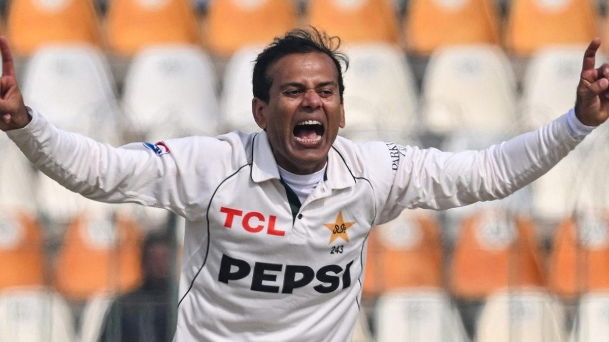 Noman Ali is the oldest Pakistani to take a Test ten-wicket haul