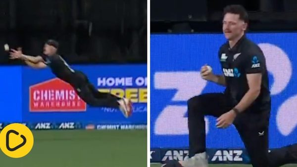 watch-new-zealand-all-rounder-hangs-horizontal-in-the-air-to-take-screamer-at-third-man-boundary.Click to read full article.