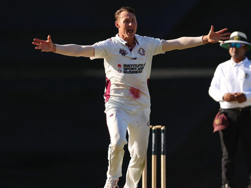 marnus-labuschagne-responds-to-no-run-call-imitation-by-bouncing-out-sheffield-shield-batter-video.Click to read full article.