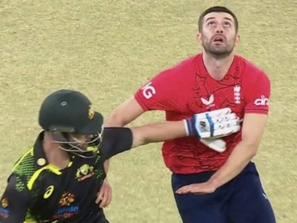 got-to-be-out-matthew-wade-controversially-avoids-dismissal-in-field-obstruction-incident.Click to read full article.