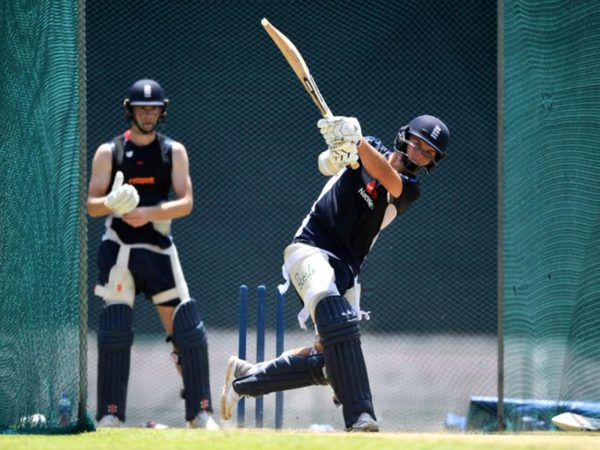 curran-woakes-listed-highest-base-price-ipl-2019-auction.Click to read full article.