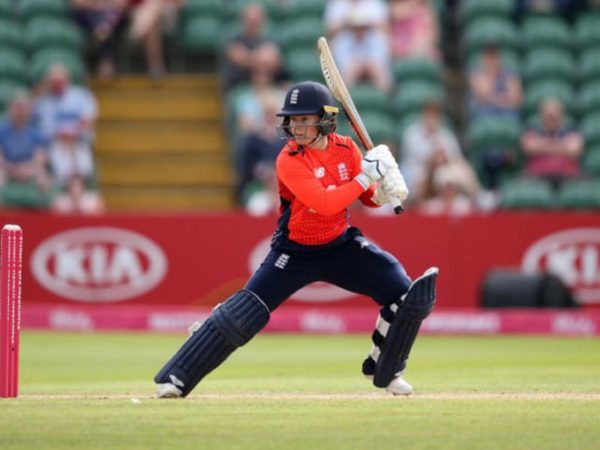 how-to-open-in-t20-with-tammy-beaumont.Click to read full article.