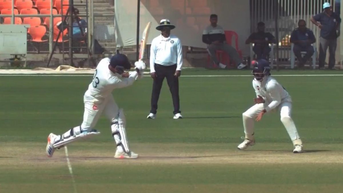The second innings of the Ranji Trophy semi-final between Gujarat and Kerala came to a nail-biting finish.
