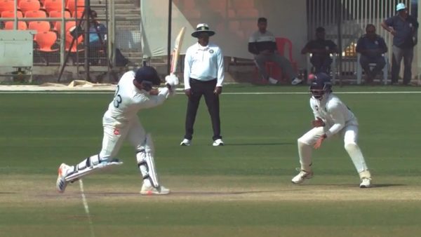 ranji-trophy-gujarat-no10-caught-off-short-legs-helmet-what-do-the-laws-say.Click to read full article.