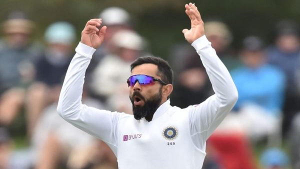 kohli-in-tense-exchange-with-journalist-over-on-field-behaviour.Click to read full article.