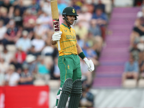 reeza-hendricks-success-spells-trouble-for-temba-bavumas-t20i-future.Click to read full article.