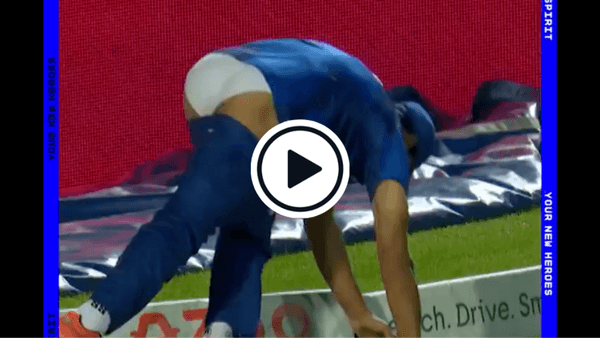 watch-im-glad-youve-got-pants-on-ravi-bopara-almost-loses-his-trousers-in-boundary-dive.Click to read full article.