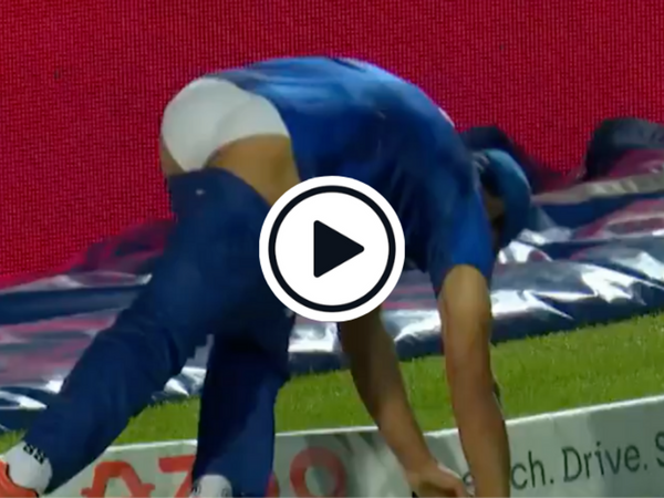 watch-im-glad-youve-got-pants-on-ravi-bopara-almost-loses-his-trousers-in-boundary-dive.Click to read full article.