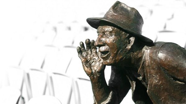 the-ten-monuments-to-cricketers.Click to read full article.