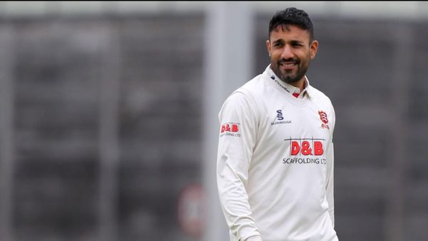 like-being-chucked-out-of-your-house-bopara-on-struggle-of-essex-departure.Click to read full article.