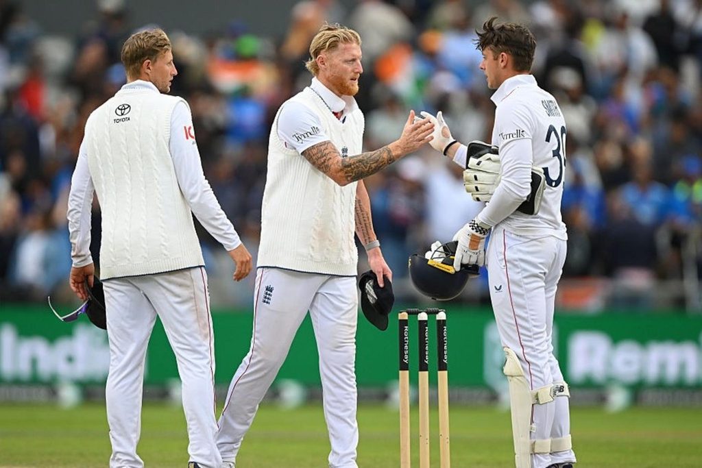 England add seam-bowling all-rounder to squad for fifth Test