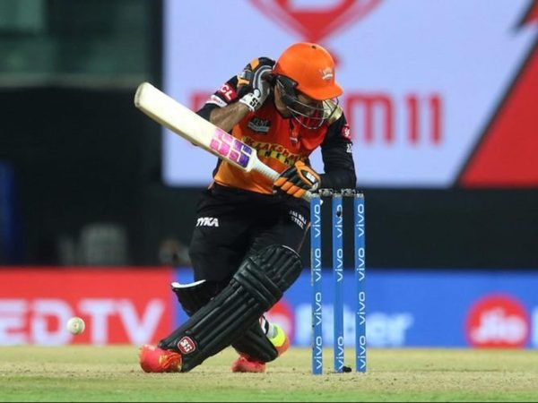 extremely-risky-missing-helmet-guard-back-in-focus-after-nabi-neck-blow.Click to read full article.