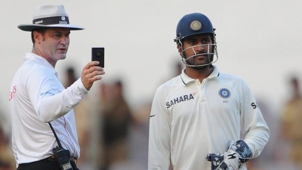 the-dhoni-reaction-to-a-suspension-threat-that-blew-umpire-taufel-away.Click to read full article.