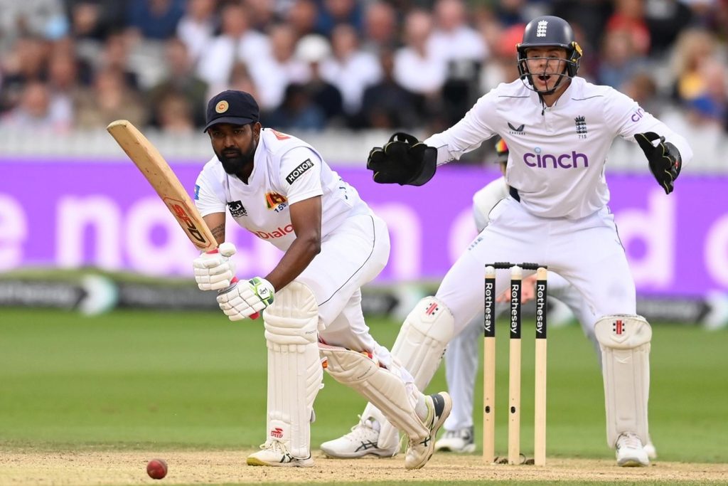 Lightwatchman? Why Sri Lanka promoted a tailender to No.4, 90 minutes from stumps