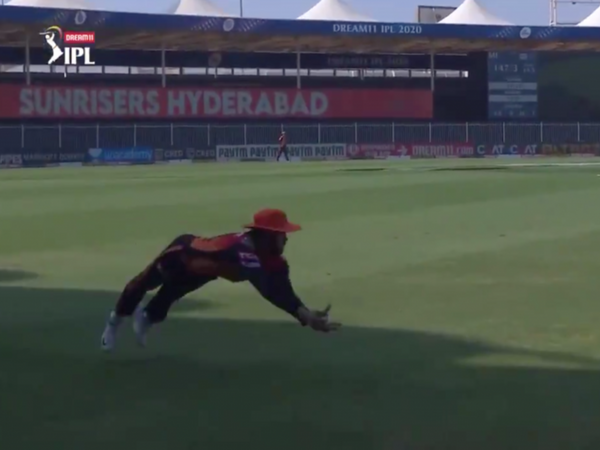 watch-manish-pandey-takes-stunning-boundary-catch-in-the-ipl.Click to read full article.