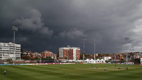 officially-mandated-misunderstanding-of-dls-robs-sussex-of-victory-in-rain-ruined-t20-blast-game.Click to read full article.