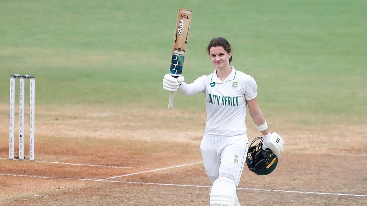 Laura Wolvaardt century