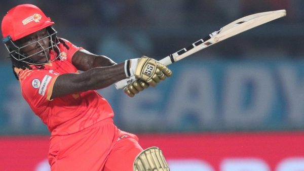 deandra-dottin-the-original-womens-power-hitter-rekindling-the-fire-in-a-new-era.Click to read full article.