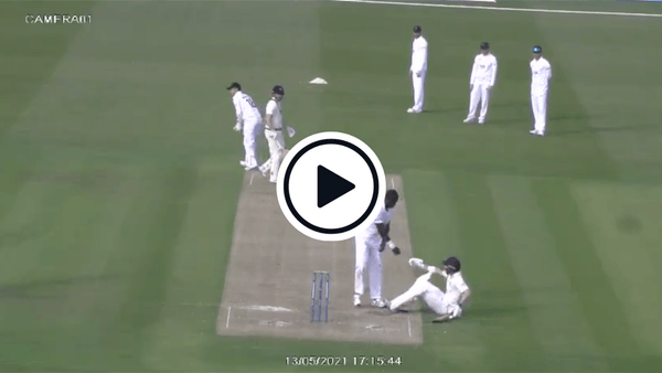 watch-county-championship-slip-up-goes-viral-after-bowler-alphas-opposition-batsman.Click to read full article.