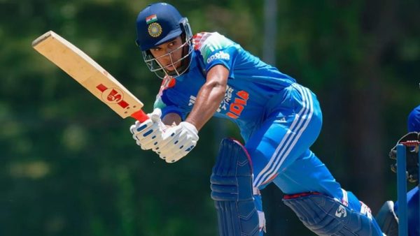 151-off-100-rahul-dravid-son-anvay-dravid-blasts-second-ton-in-three-innings-to-ace-massive-u19-chase-vinoo-mankad-trophy.Click to read full article.