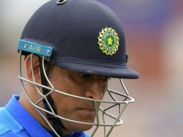 the-dhoni-debate-where-are-we-really-going-with-any-of-this.Click to read full article.