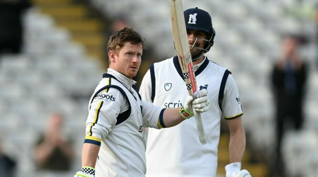County Championship round-up: Davies charges towards 1k before the end of May, competition for England seam positions hots up