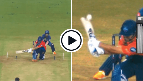 watch-lbw-caught-not-out-rilee-rossouw-walks-off-after-being-given-not-out-tv-umpire-back-of-bat-dismissal-in-bizarre-sequence.Click to read full article.