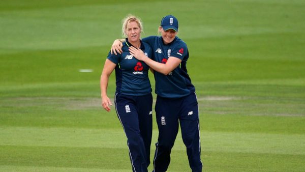 new-england-cricket-trading-cards-feature-womens-players.Click to read full article.