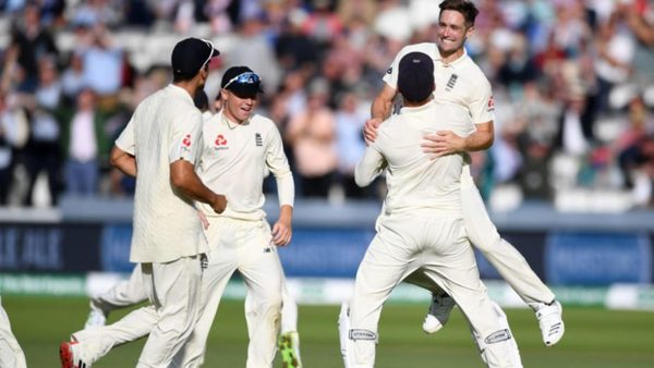 live-first-test-day-2-anderson-strikes-twice-rain-break.Click to read full article.