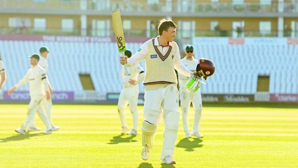 every-quadruple-century-in-first-class-cricket-full-list-can-tom-banton-make-history-.Click to read full article.