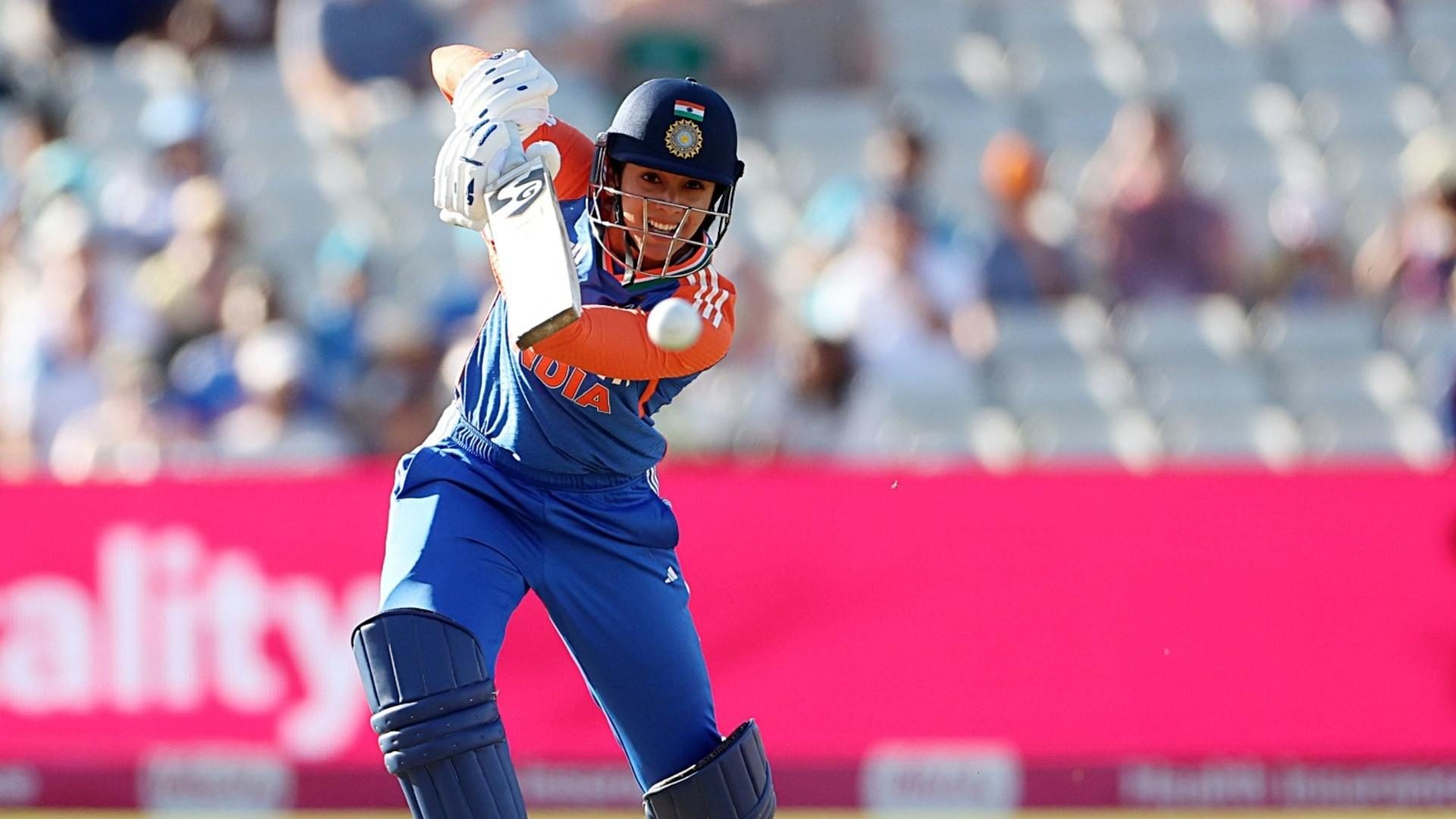 Orang India Tercepat yang Mencapai 10.000 Lari Internasional: Smriti Mandhana Salip Rohit Sharma, Pecahkan Rekor Dunia Wanita | Berita Kriket Hari Ini